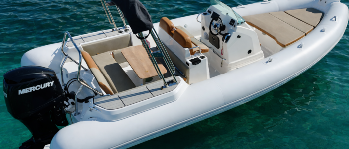 Louer un zodiac à La Rochelle : rapide, simple et efficace