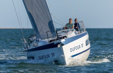 Bateau d'occasion à vendre : Dufour 37 – Evren