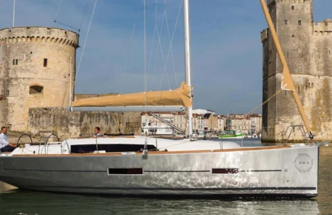Bateau d'occasion à vendre : DUFOUR 382 GL (2015)